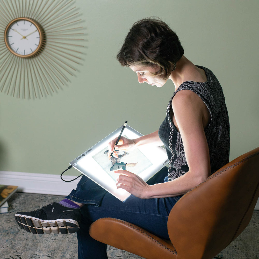 Featherweight 9" x 12" Ultra-Thin Dimmable Lightpad for Drawing and Tracing